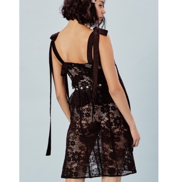 For Love & Lemons Fabienne Lace Slit Embellished Tie Sleeve Mini Dress - Picture 2 of 6